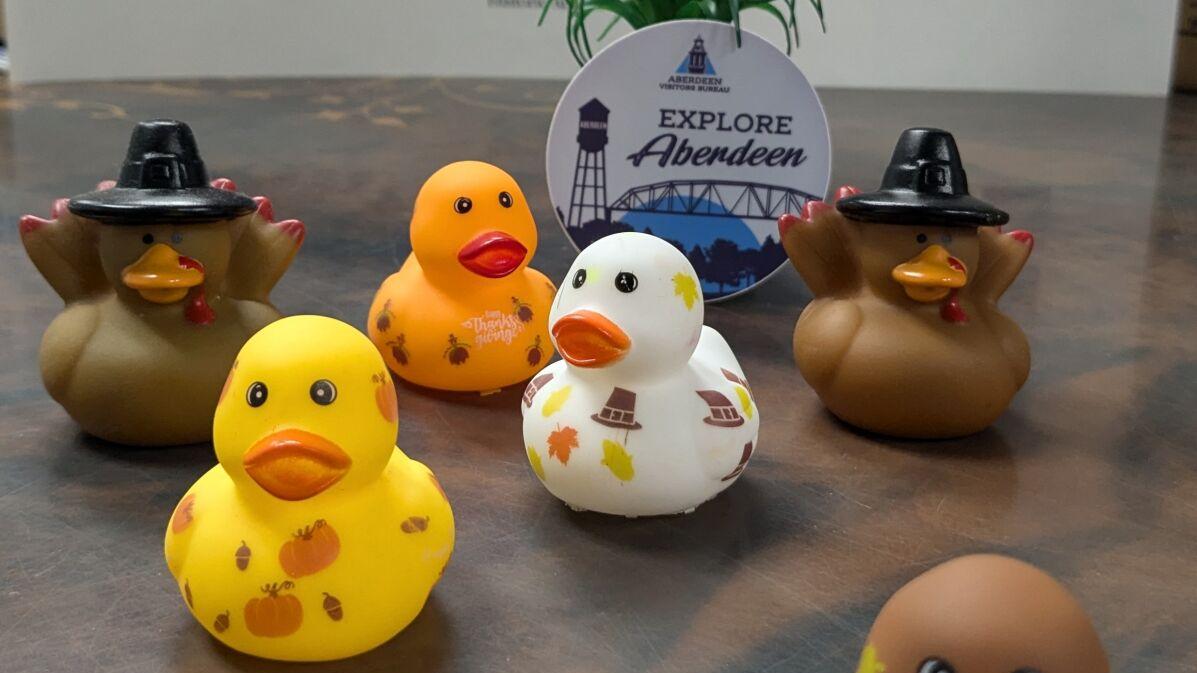 Turkey Stroll scavenger hunt adds to Thanksgiving festivities